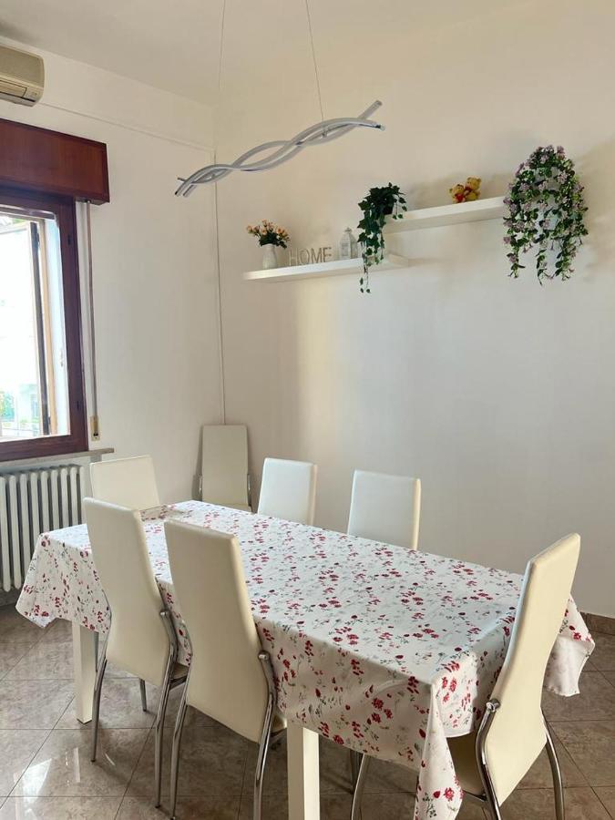 Appartamento Betti, San Giuliano Mare Римини Экстерьер фото